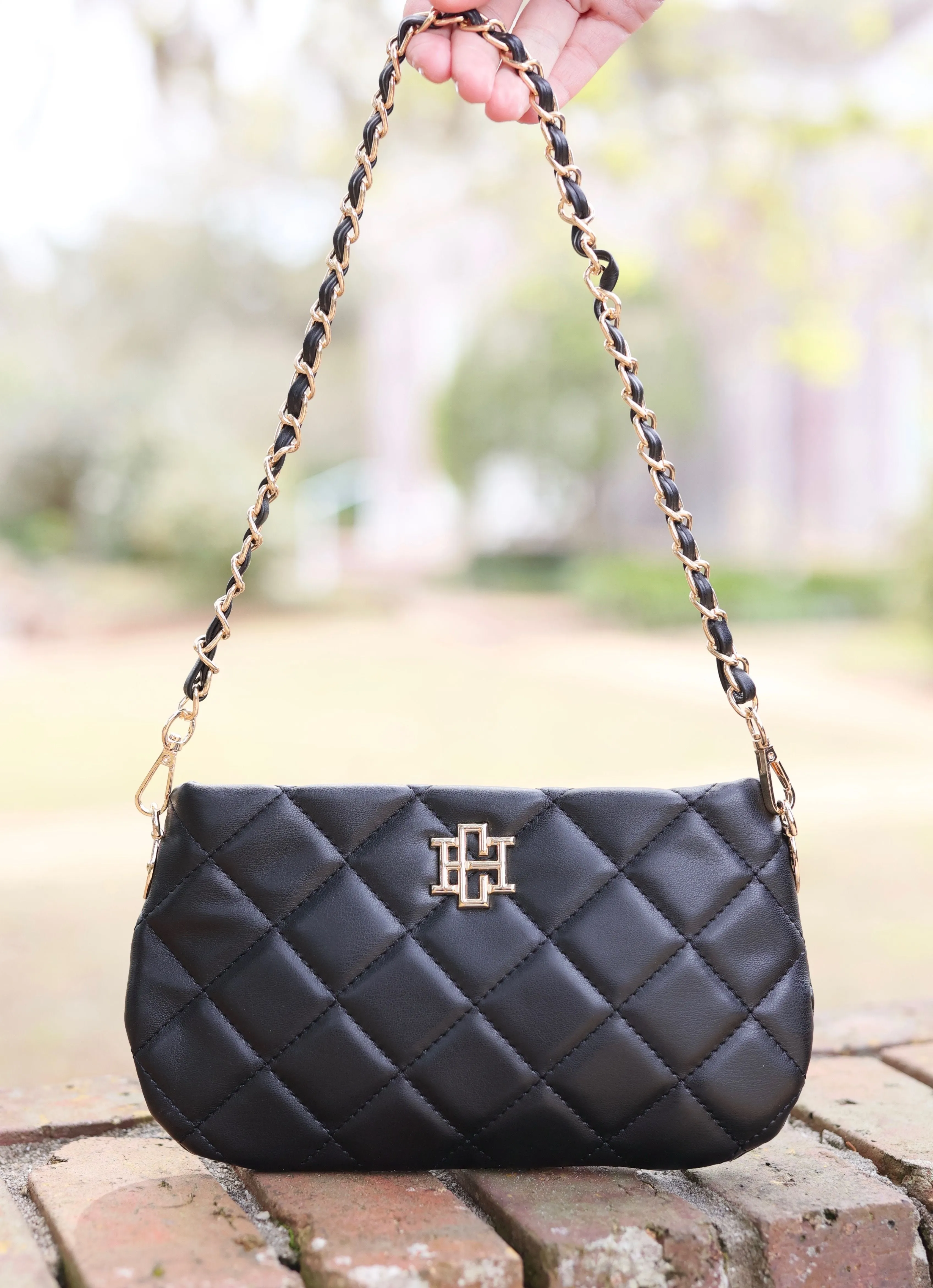 Livi Quilted Crossbody Black