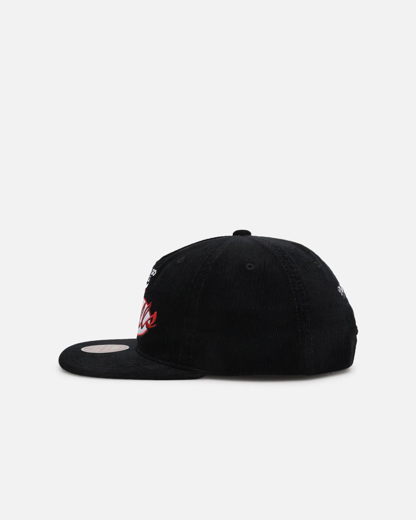 Mitchell & Ness Chicago Bulls Centre Circle Origin Snapback Black