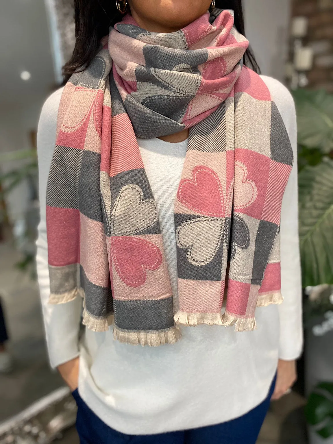 Pink Checked Clover Pattern Scarf