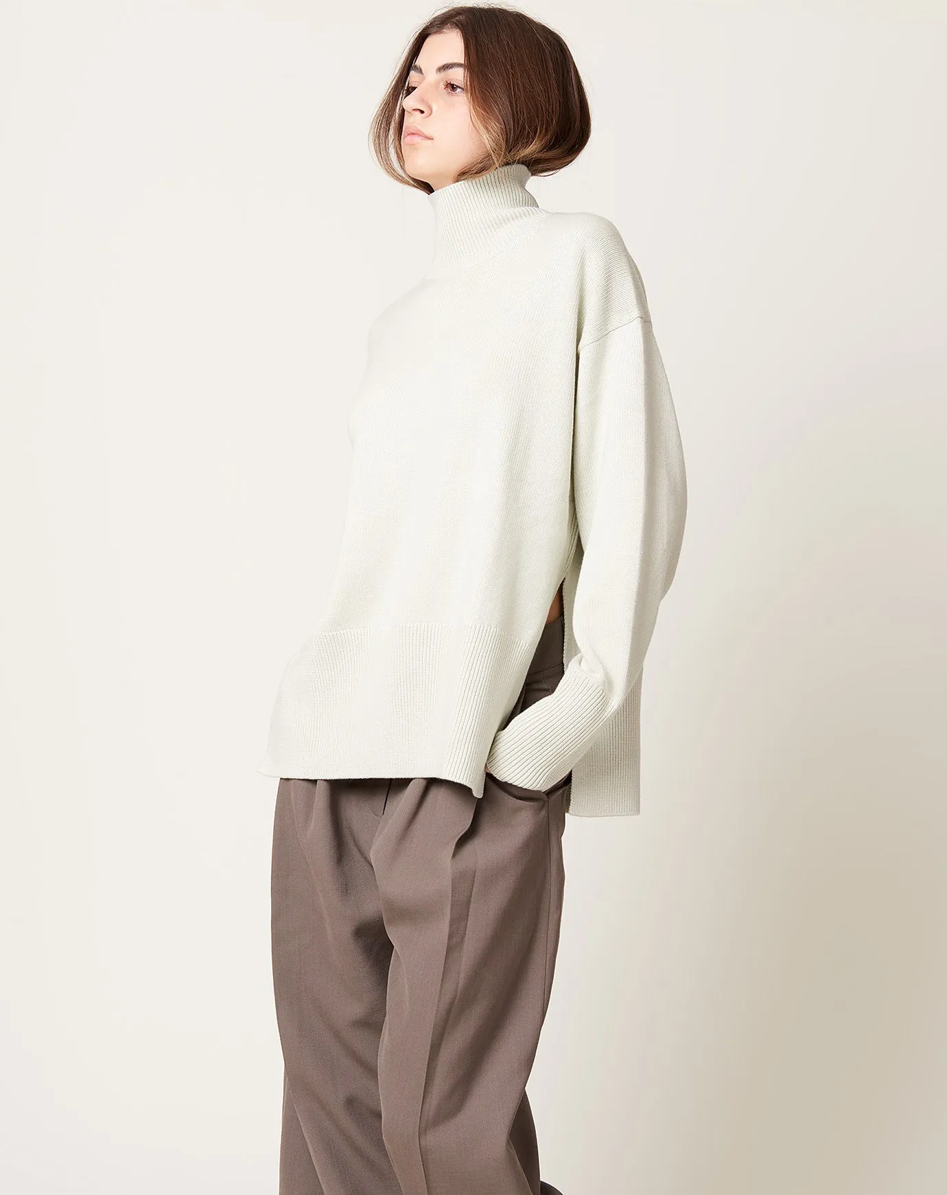 Viere Rollneck Sweater in Waterlily