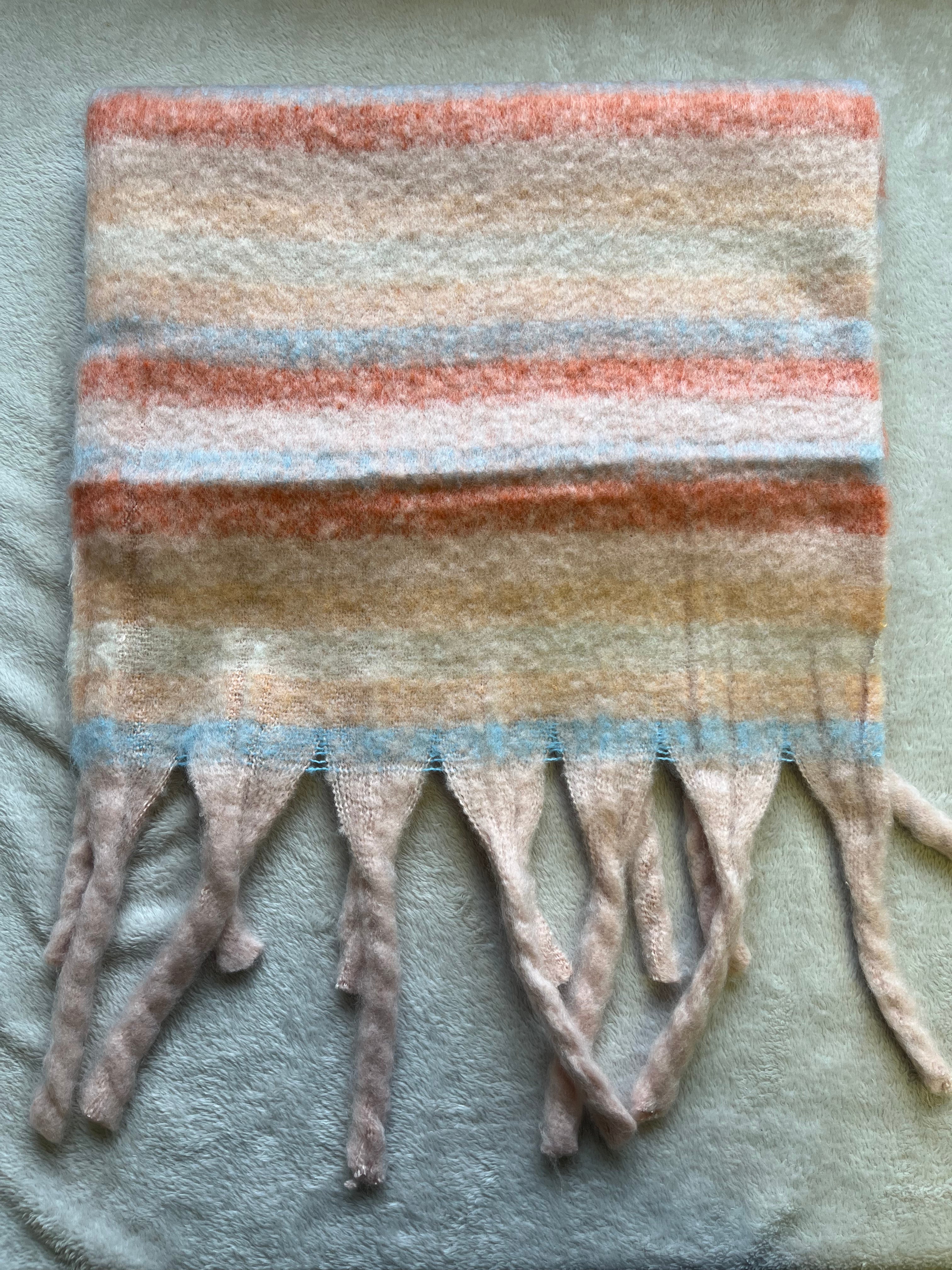 Winter Warmer Tassel Edge Scarf > Peach